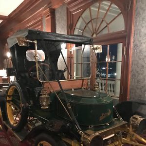 Meet your Posher, James